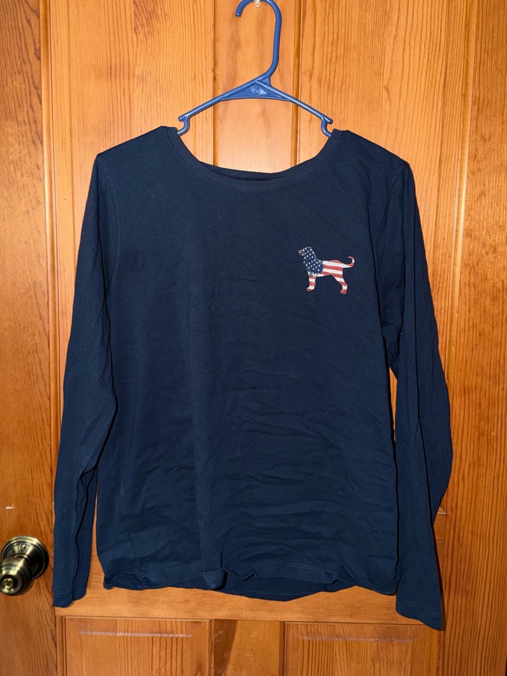NWOT Women’s The Black Dog Navy Long Sleeve Tee with White Logo